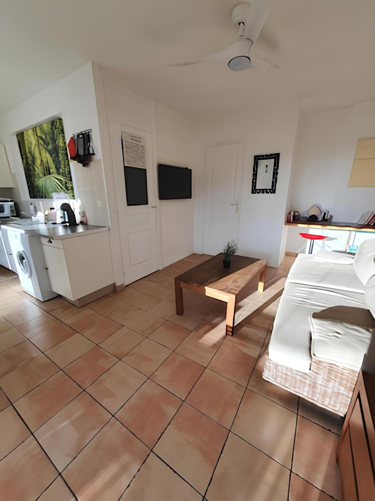 Terrasses Avec Vue Ilet Ramier Apartment Les Trois-Ilets Bilik gambar